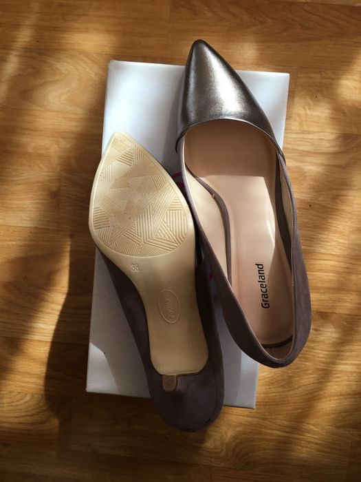 Обувки на ток Graceland