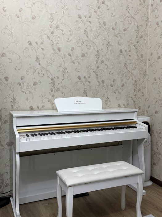 Продам цифровое пианино
