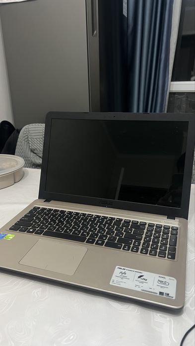 Ноутбук ASUS X540L