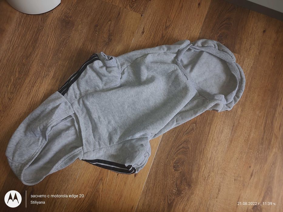 Дреха за куче с качулка