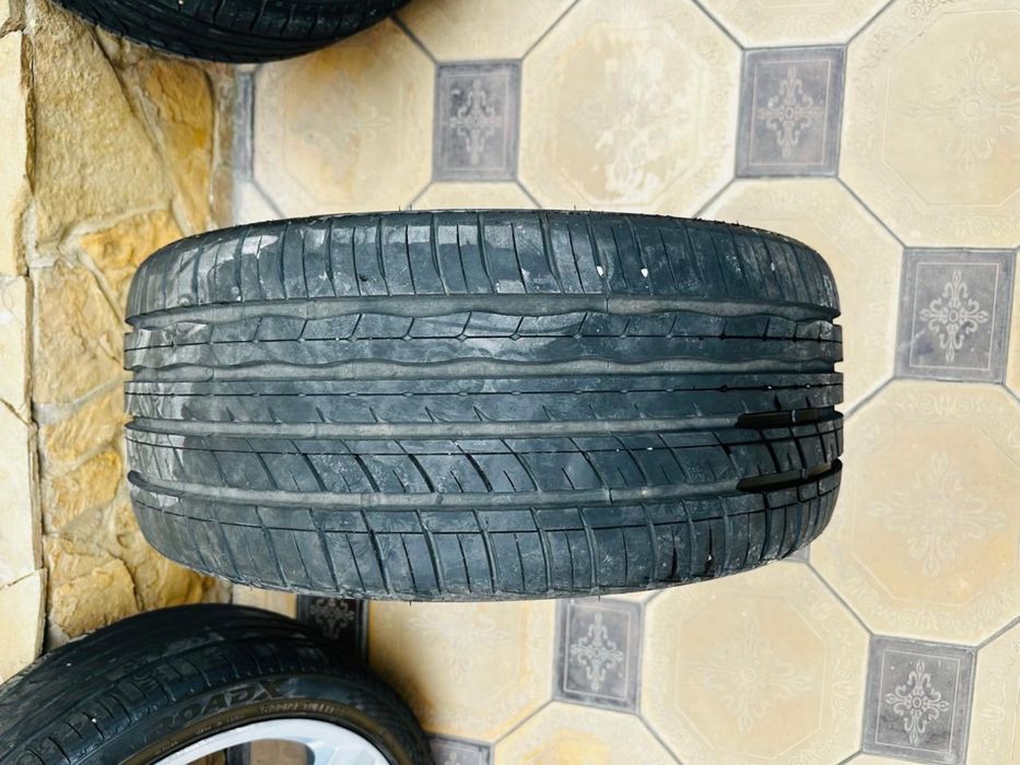 Дисики на мерседес.Шины 245/40R18