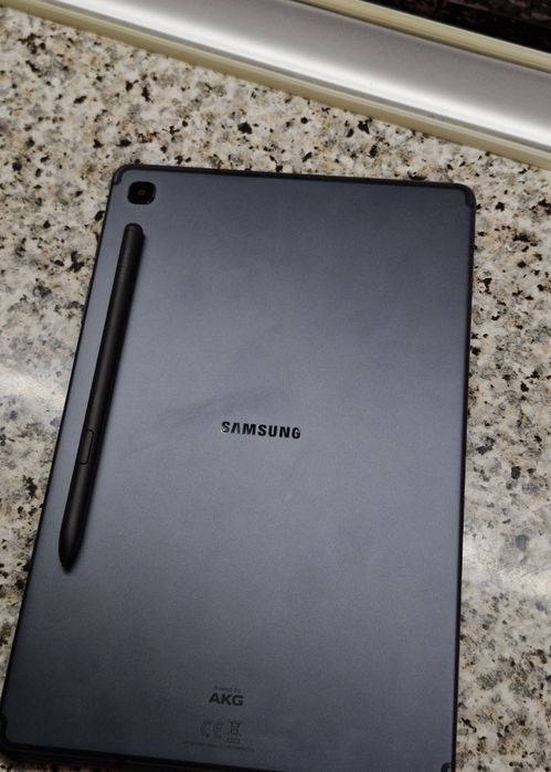 продам Galaxy Tab S6 lite (WiFi) с чехлом и полным комплектом.
