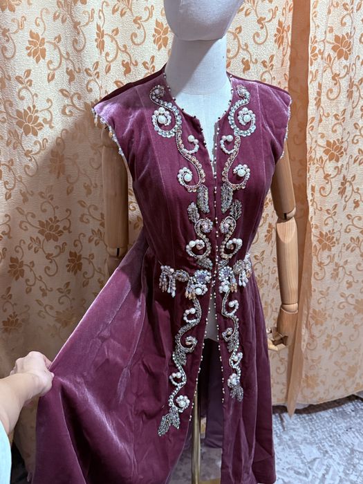 Продам камзол 42 р