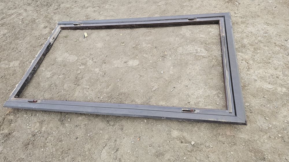 Дверь буу хорошем сост.