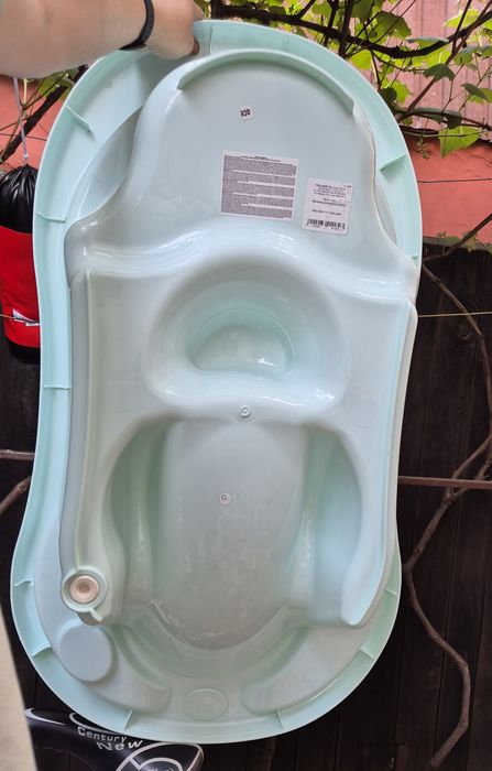 Cada cu spatar turcoaz