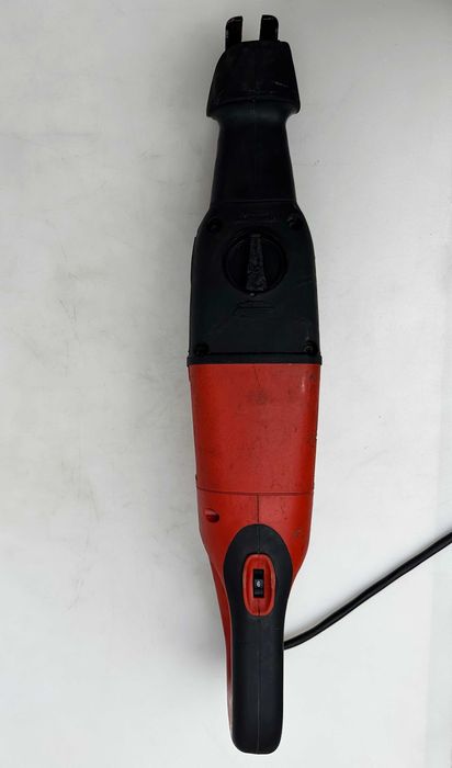Hilti WSR 1400-PE - Мощен саблен трион 1400W с обороти!