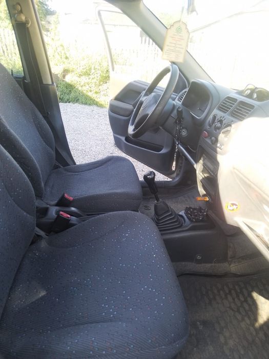 Suzuki Ignis 2002 г.в.. 1.7 млн.тг