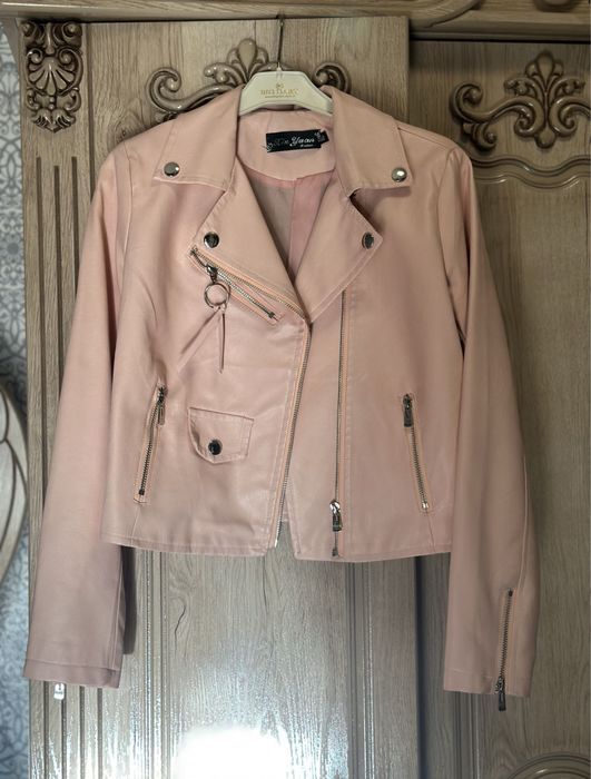 Pidjak. Коженка.