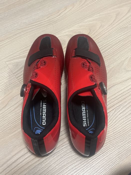 Pantofi ciclism SHIMANO RC 7 cu PLACUTE SPD