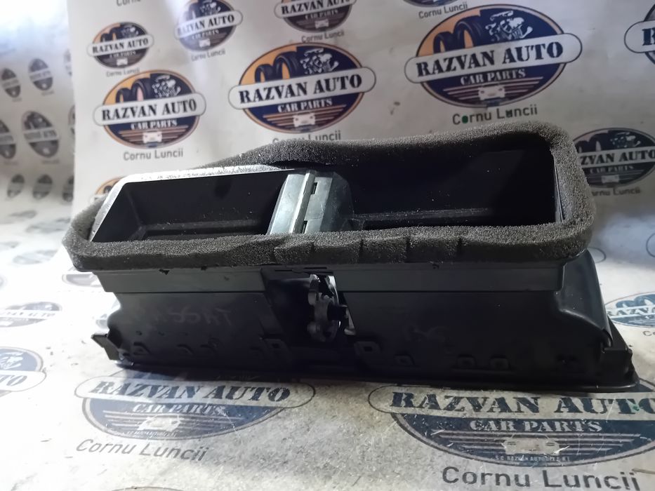 grila centrala fata volkswagen passat b6  2006