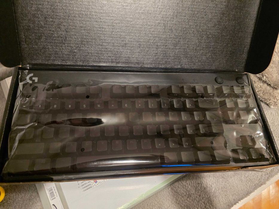 Vand tastatura Logitech G Pro 920