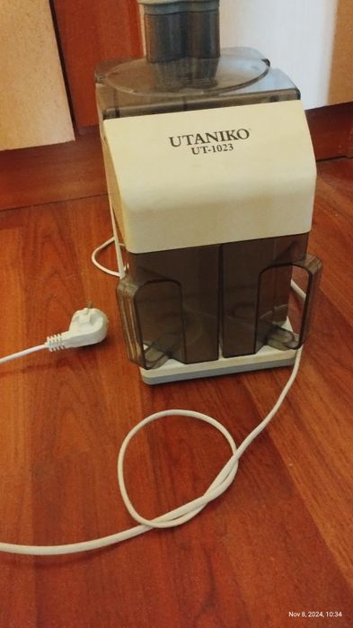 Storcator de fructe  si legume.