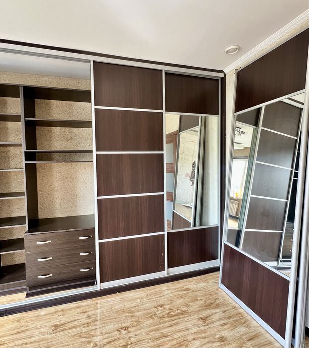 Продам раздвижные двери купе