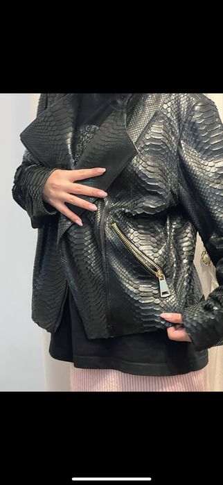 Vând geantă originală Gucci și geacă din piele de piton natural