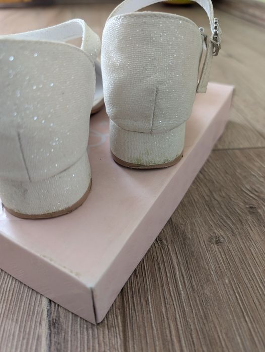 Официални обувки за повод