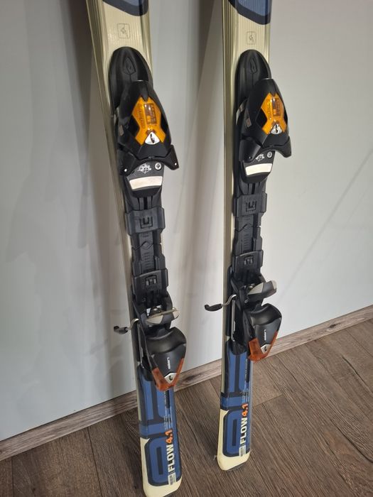 Ски с автомати ELAN Flow 4.1