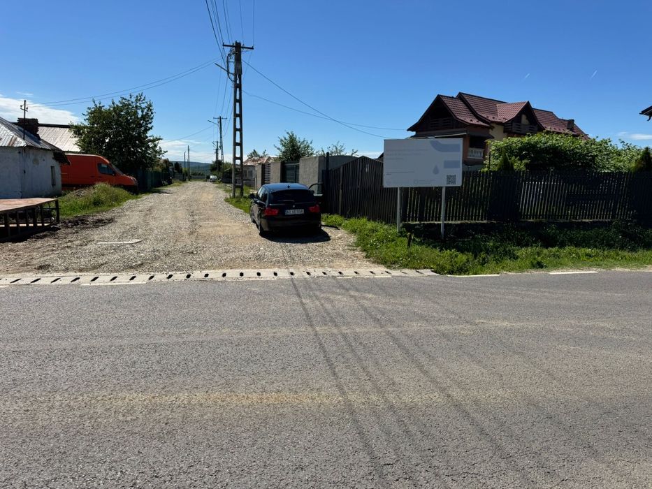 Teren 8.800mp Mioveni / acces drum public / utilități aproape / investiție