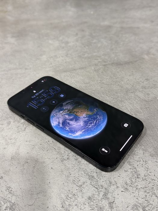 Продам iphone 13 128 gb
