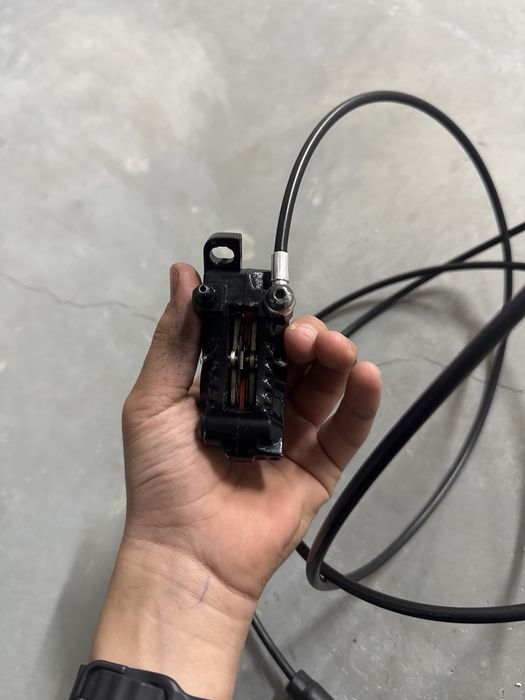 Продавам Shimano Saint (задна)И клипсве Ново shimano