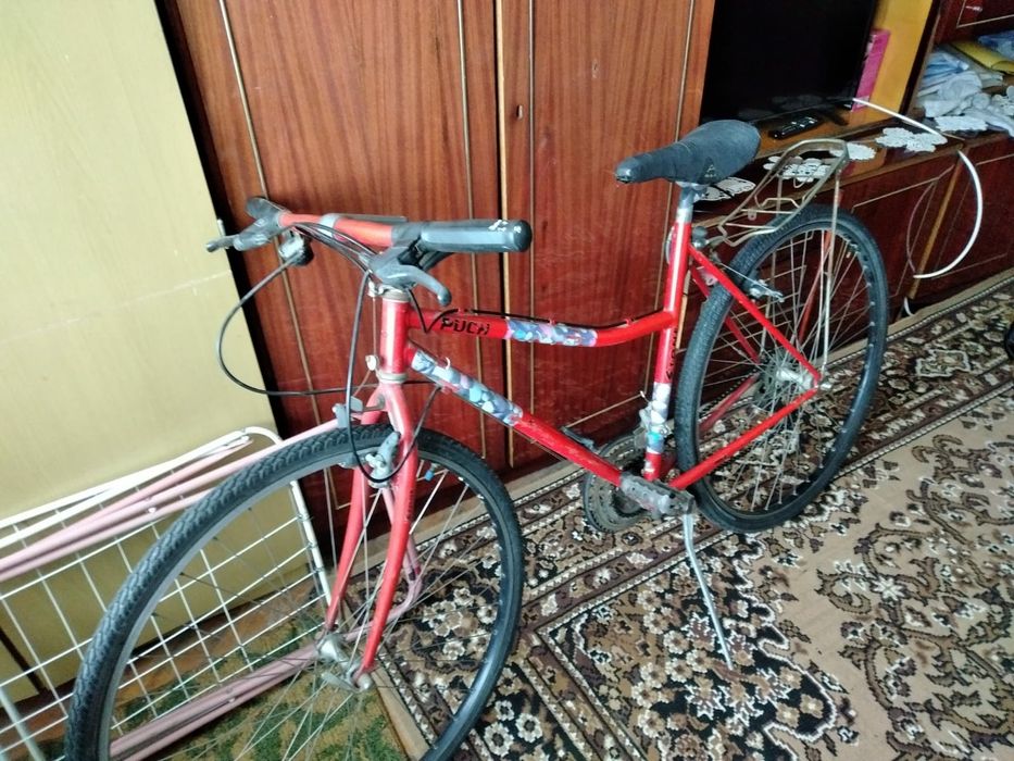 Vînd bicicletă de femei