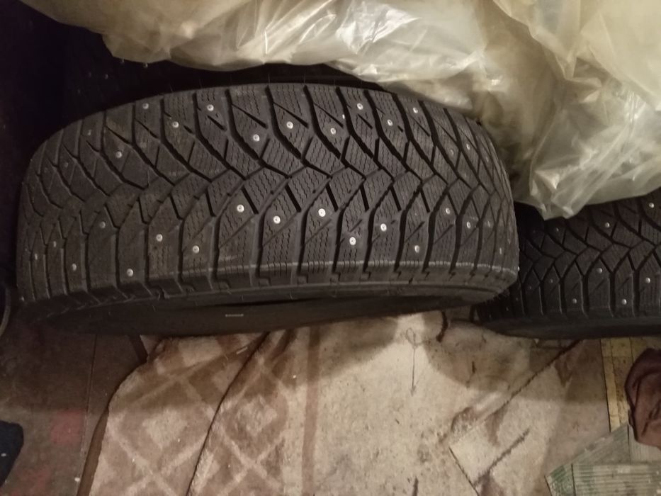 Продам шины 225/60/R17