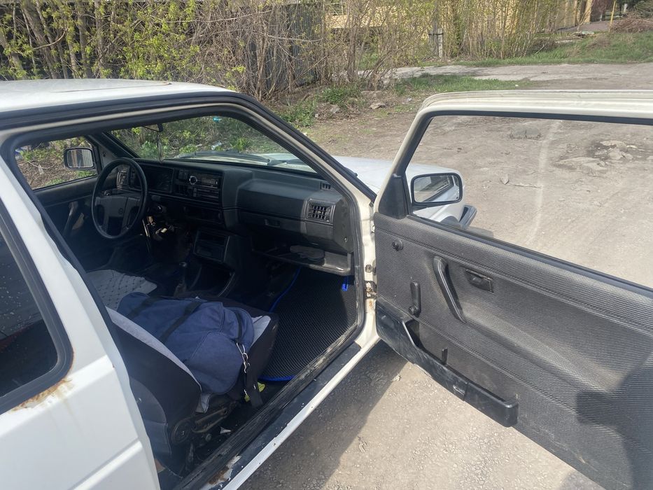 Продаю Volkswagen Golf 2