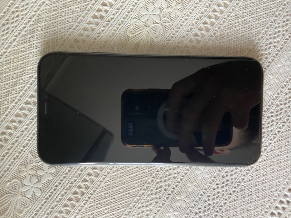 Продам Айфон 11 128Гб 75%Акум