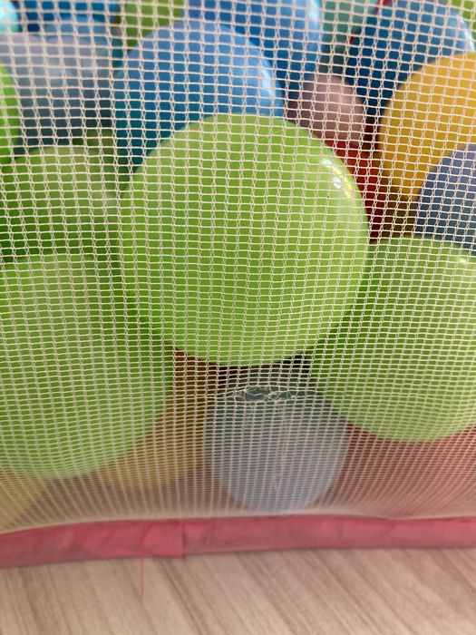 Басейн с 540 броя топки и кош