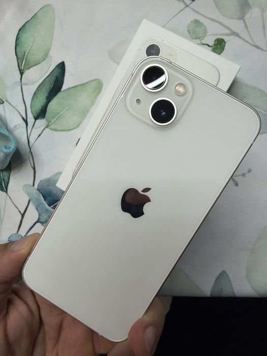 iPhone 13 128GB White