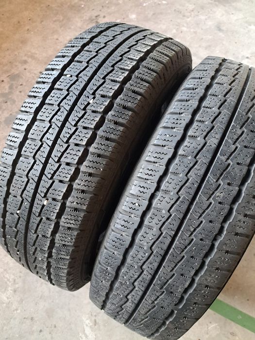 2 anvelope iarnă 205 65 r16 C Hankook