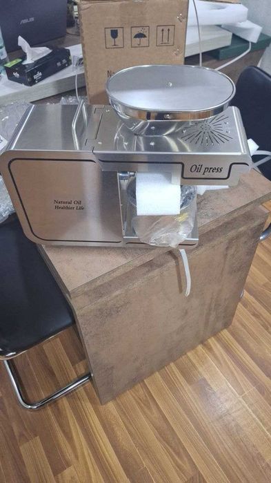 Электрический маслопресс D02