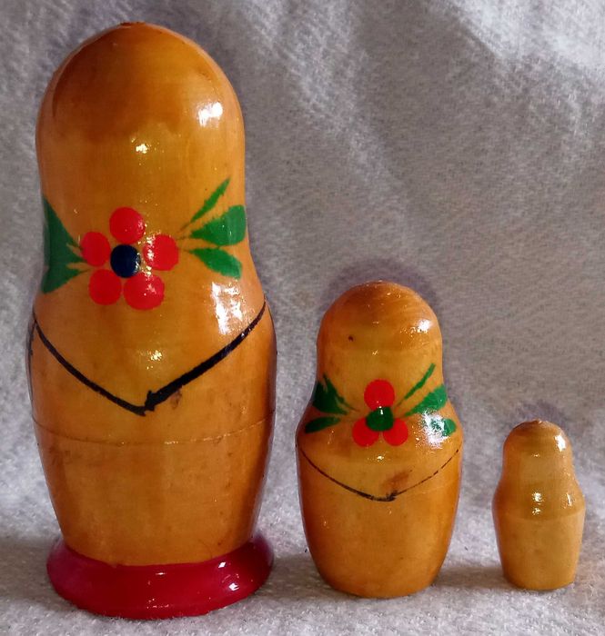 Руска матрешка. 3 кукли