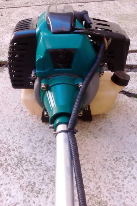 Бензинов тример за трева