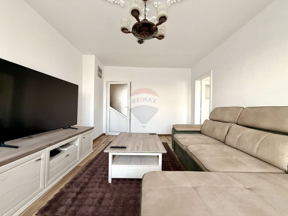 Продава се Тристаен апартамент в Варна, Цветен квартал - 80 кв.м за 1403 €/кв.м - Снимка #7