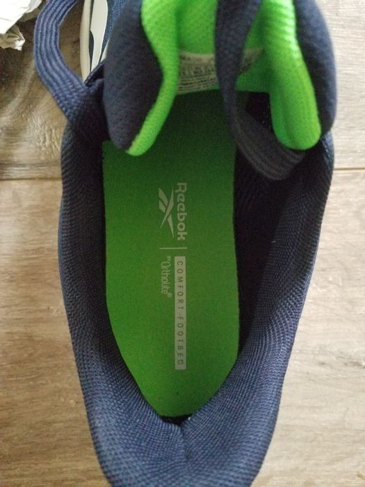 Оригинални НОВИ Reebok маратонки за бягане - номер 44.5