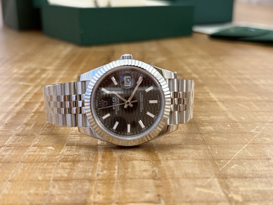 Часы Rolex Datejust 41 Green