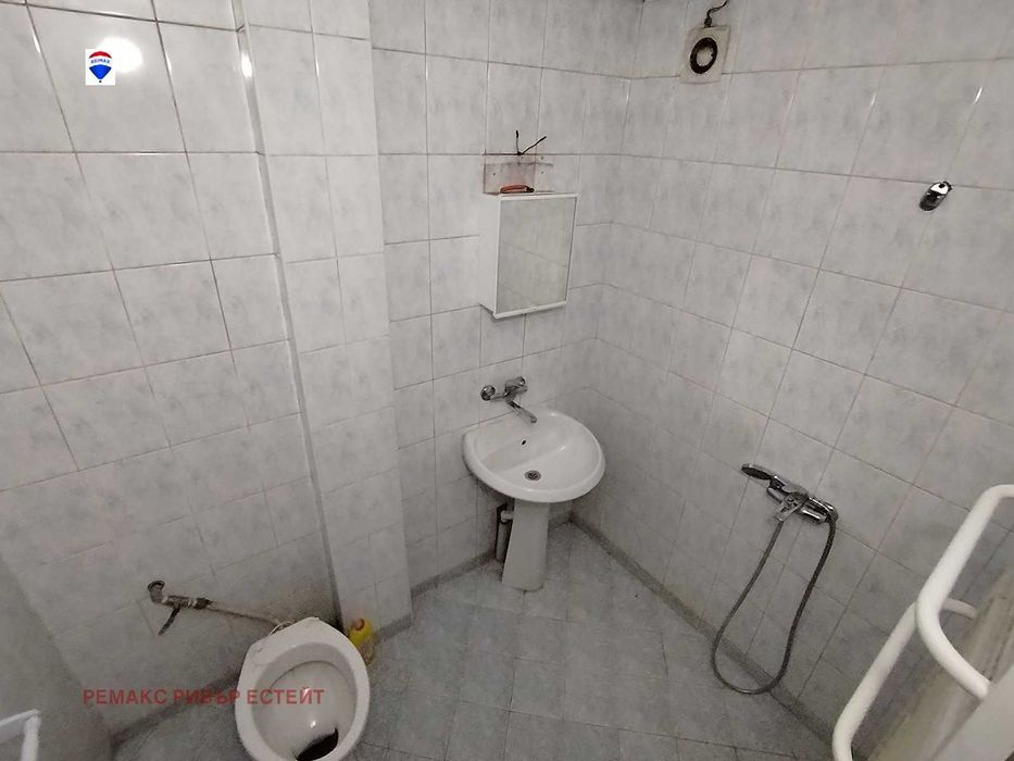 Дава се под наем Ателие в Русе, Хъшове - 33 кв.м за 153 € - Снимка #6