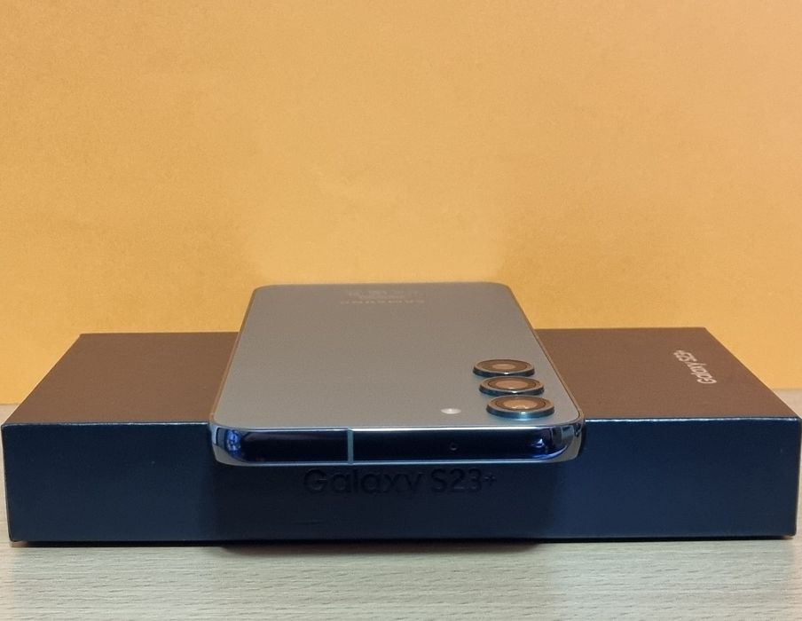Samsung S23 Plus 512 GB la cutie