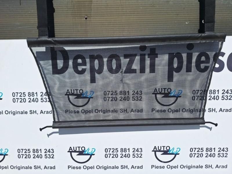 Rulou despartitor cu plasa pentru caini Opel Astra J