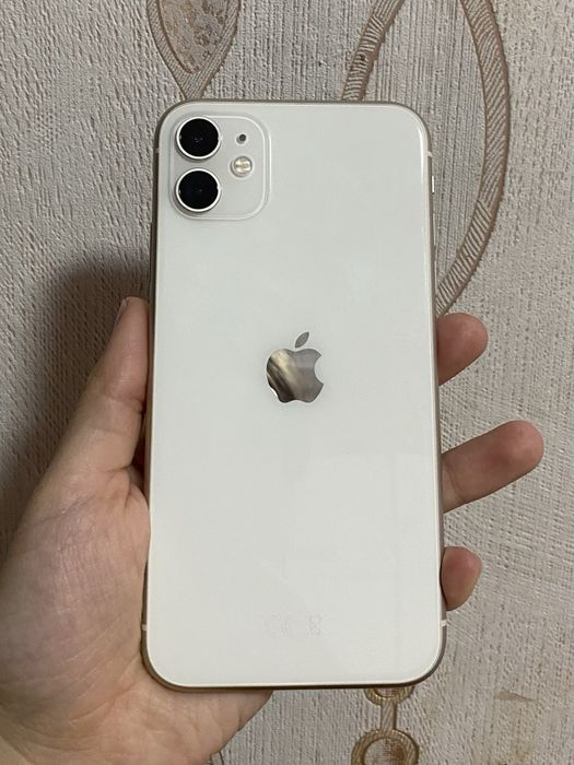 Iphone 11 белого цвета
