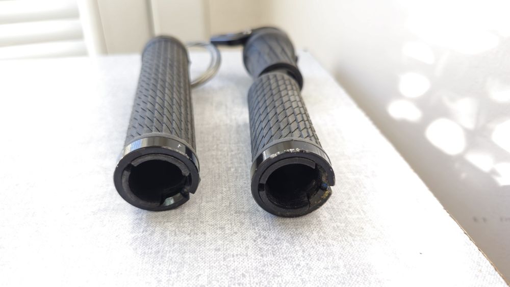 Дистанционно заключване Rockshox Twistloc