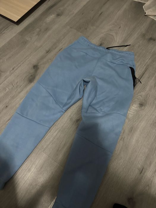 nike tech pants