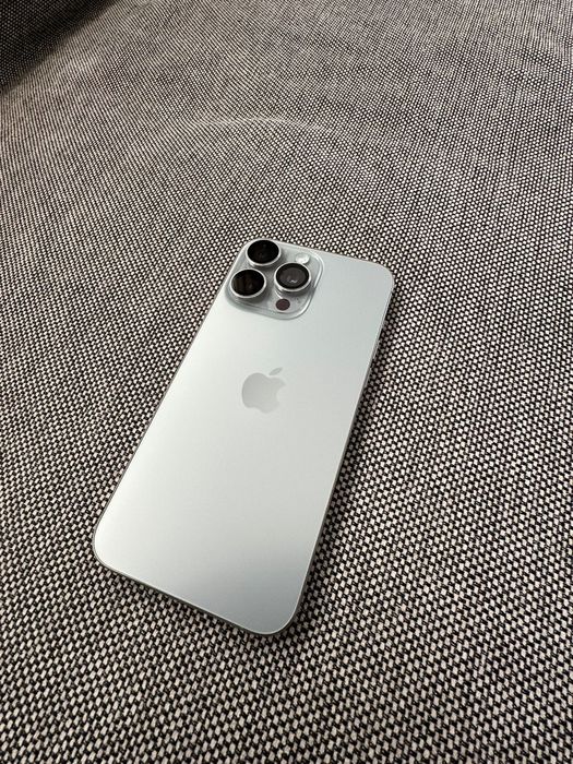 Vand/Schimb iPhone 15 PRO MAX 256GB IN GARANTIE