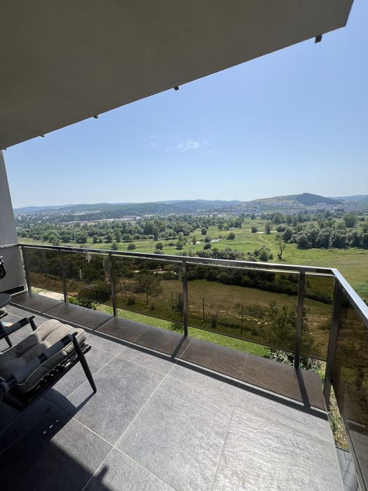 Apartament de inchiriere perioada Untold 3 camere