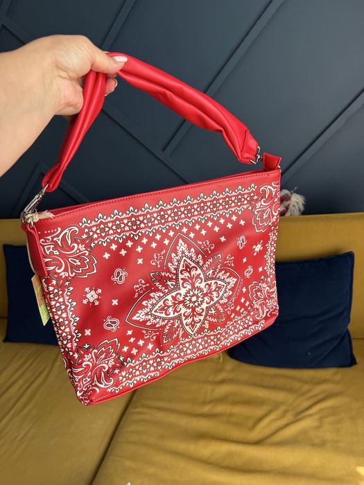 Сумка новая бордовая