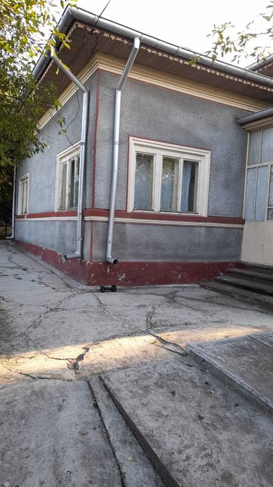 Casă cu teren de vânzare în Comuna Hotarele, Jud. Giurgiu