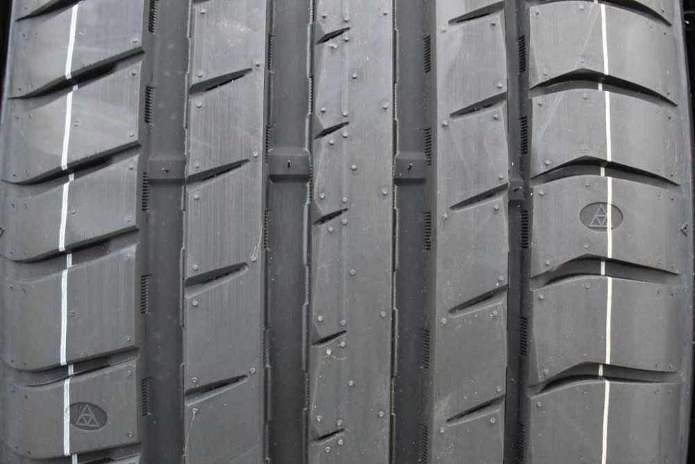 Anvelope vara noi 235/55R17, 103W, XL, Triangle, DOT 2025