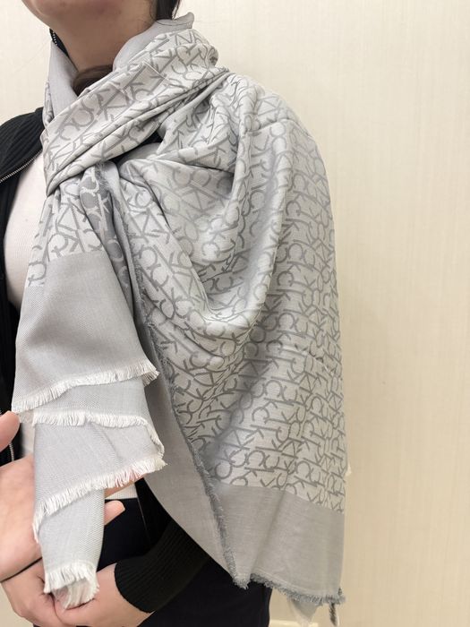 Calvin klien палантин шарф