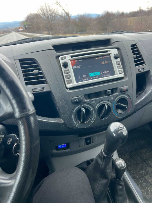 Тойота Хайлукс 2,5д