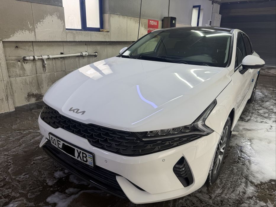 Comfort+ Kia K5 sotiladi.